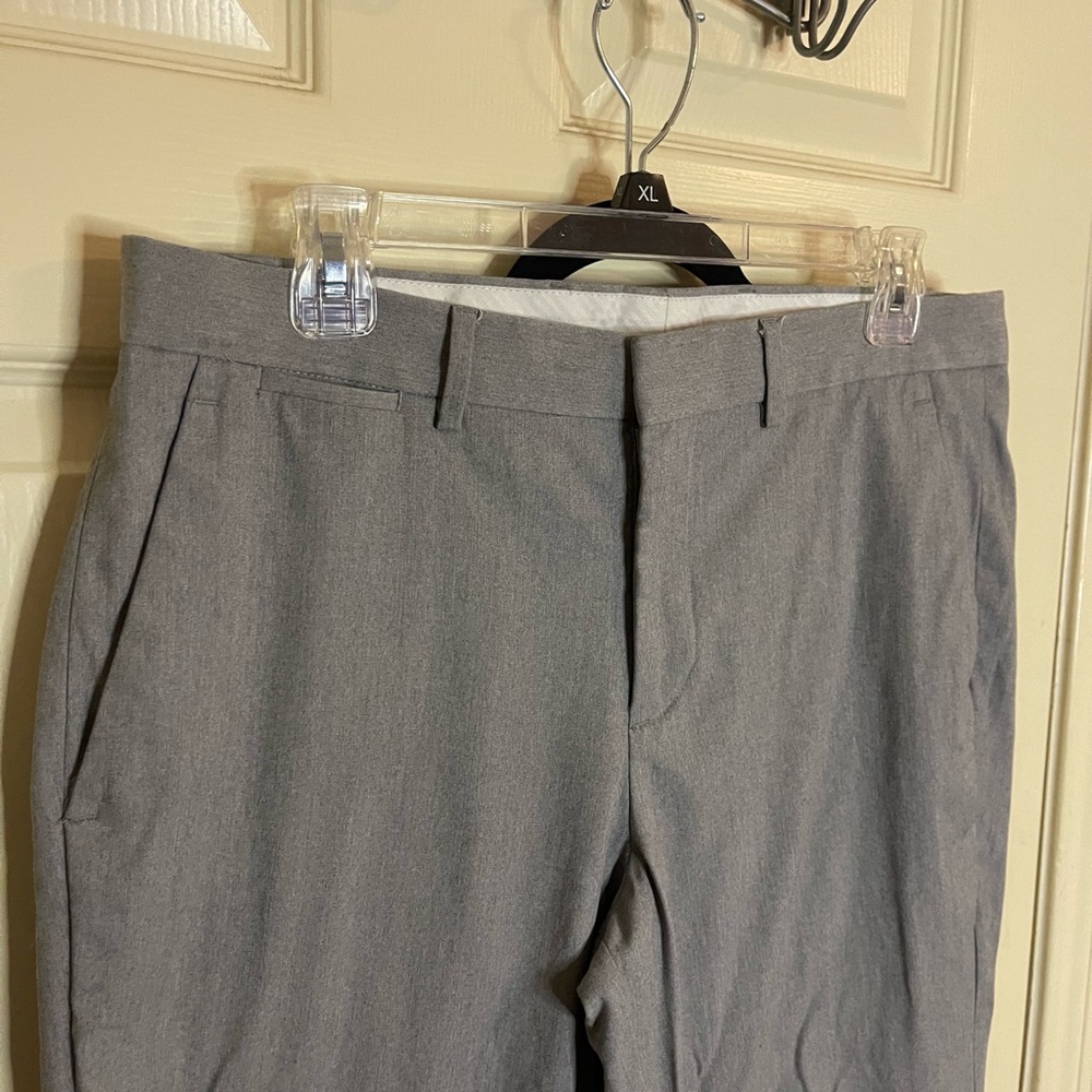 Express pants - Picture 2 of 5